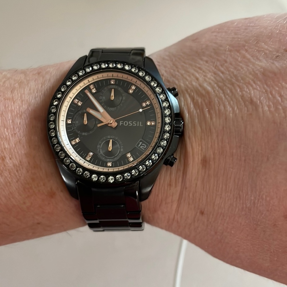 Black fossil watch